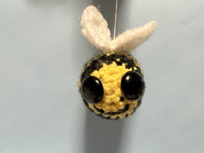 Bee Keyring