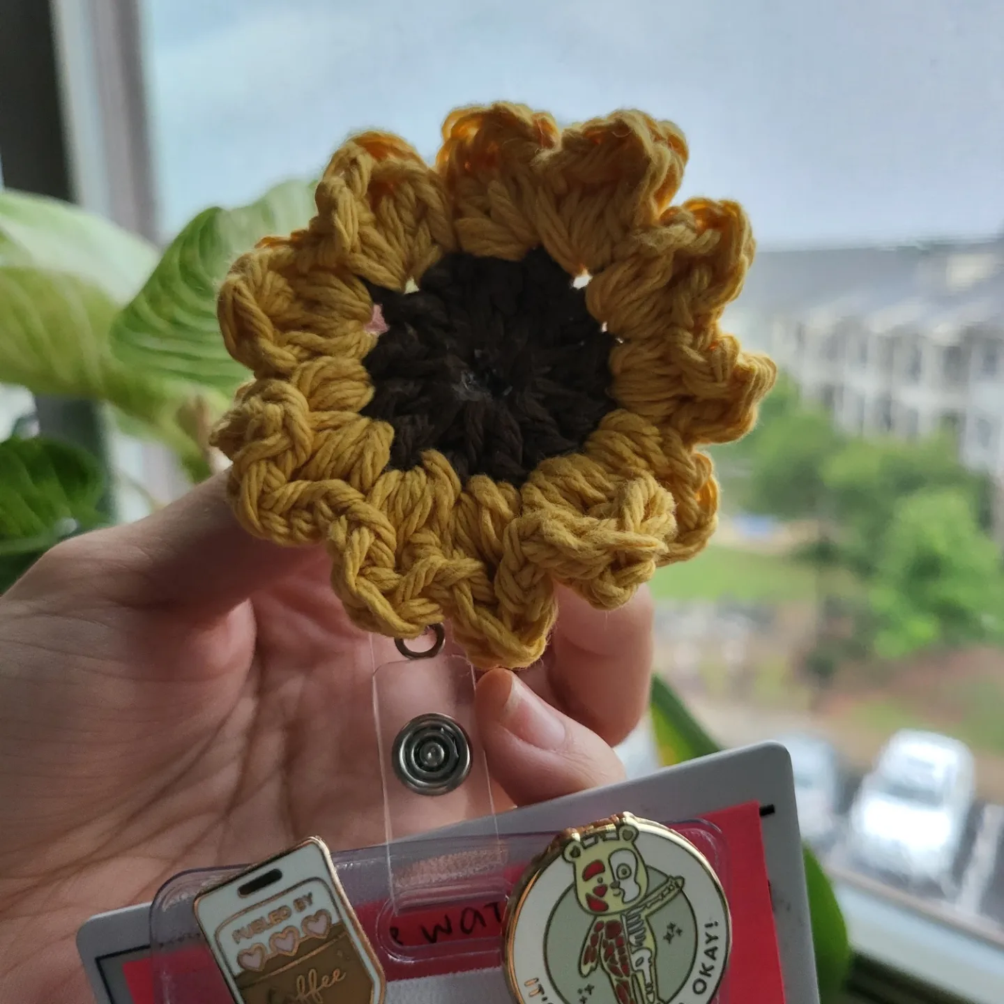 FREE Hanging Sunflower Crochet: Crochet pattern