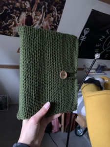 crochet book sleeve + bag pattern – Biyabimi