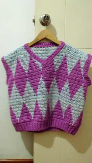 Preppy Diamond Vest