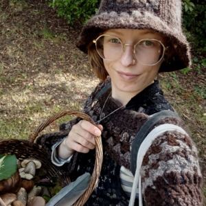 FREE Granny Square Bucket Hat