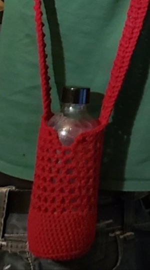 Water Bottle Holder (Free Crochet Pattern)