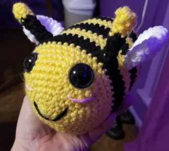 Bee Plushie