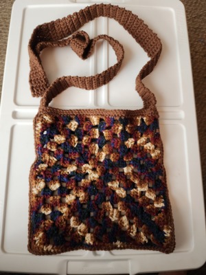 Cute and Easy Granny Square Bag