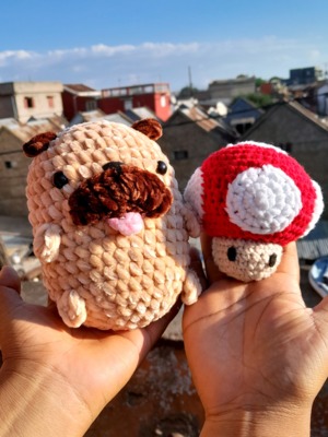 Tiny Potato Pug amigurumi free crochet