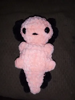 Looking for a cute crochet axolotl? Meet Strawberry 💗 (link in