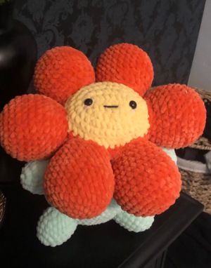 FREE Cute Lazy Daisy Flower with: Crochet pattern