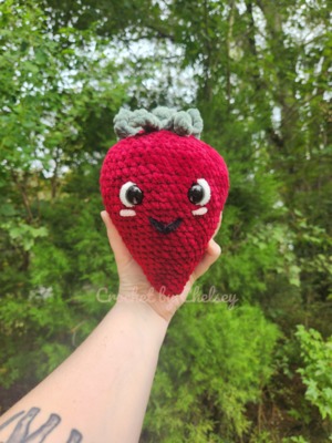 Strawberry Can CoozieCozy: Crochet pattern | Ribblr