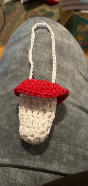 mushroom lipbalm holder