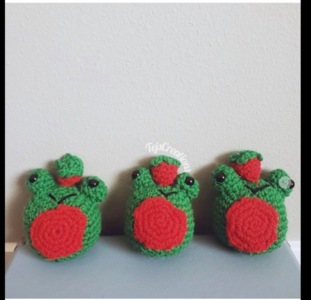 Free Crochet Strawberry Frog Pattern