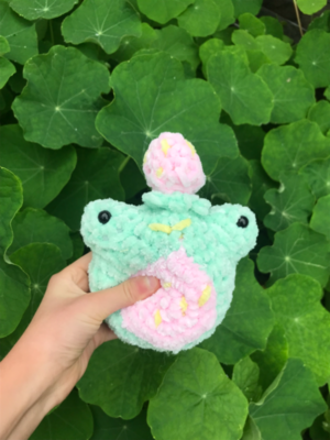 Free Crochet Strawberry Frog Pattern