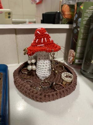 Cactus Jewelry Holder: Crochet pattern