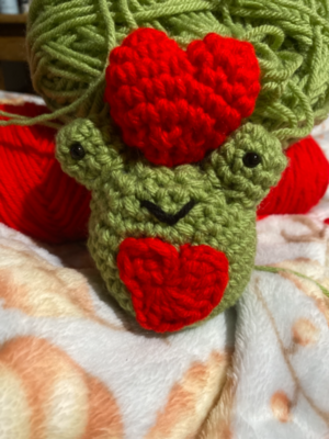 Heart Frog Amigurumi pattern