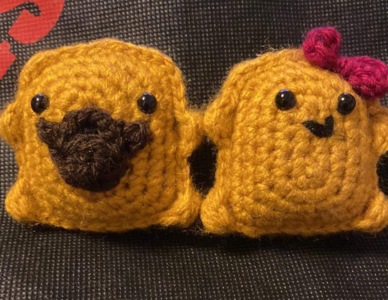 Crochet Support Chicken, emotional support, squeeze away worry –  Nanasatticcrochet