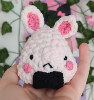 Shiro the Onigiri Bunny  amigurumi crochet pattern