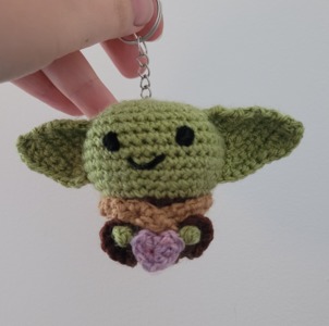 Baby Yoda with heart