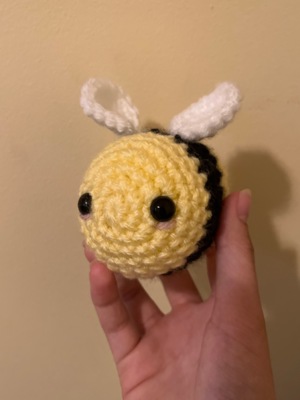 chunky cute honey bee