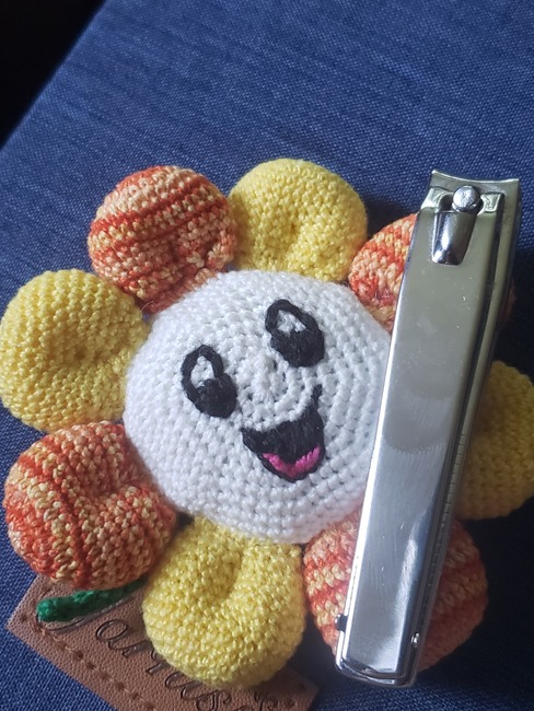 Flowey from Undertale: Crochet pattern