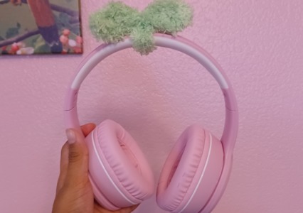 crochet headphone sprout accessory