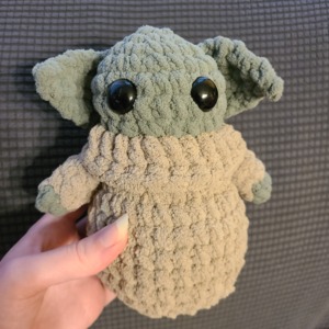 Baby Yoda Low sew