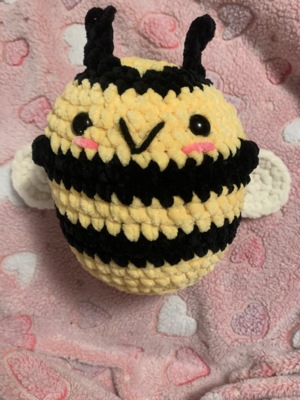 Baby bee squishie