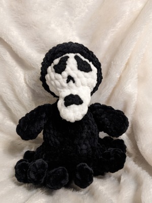 GhostFace Crochet Plush – Hyacinth Creations