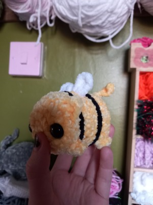 [no sew] cat bee