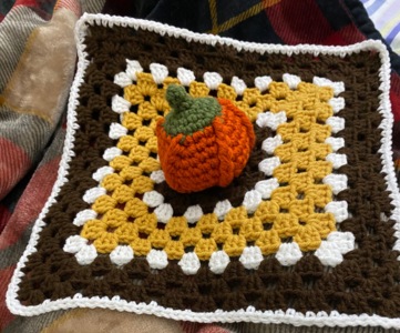 No Sew Pumpkin with Fall Lovey