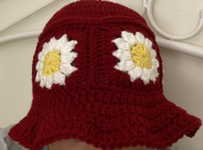 Crochet Daisy Bucket Hat