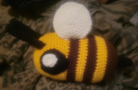 Giant Minecraft Bee