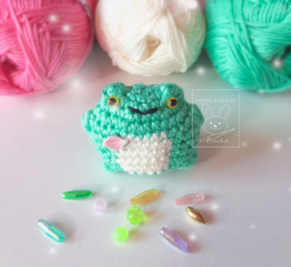 Mini NO-SEW Frogs Crochet Pattern