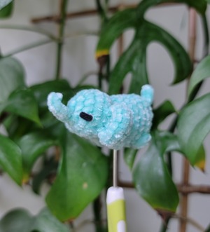 No-sew mini elephant