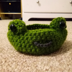 Frog dish