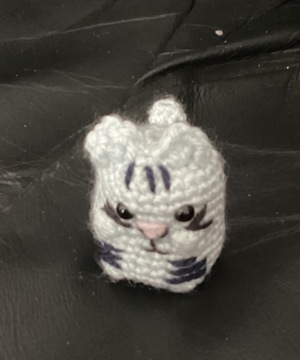 Mini Eggy Kitten (No-Sew)