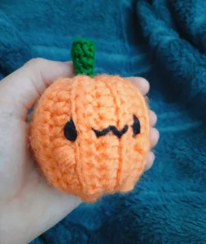 Mini Eggy Pumpkin - Halloween Jack-O'-Lantern