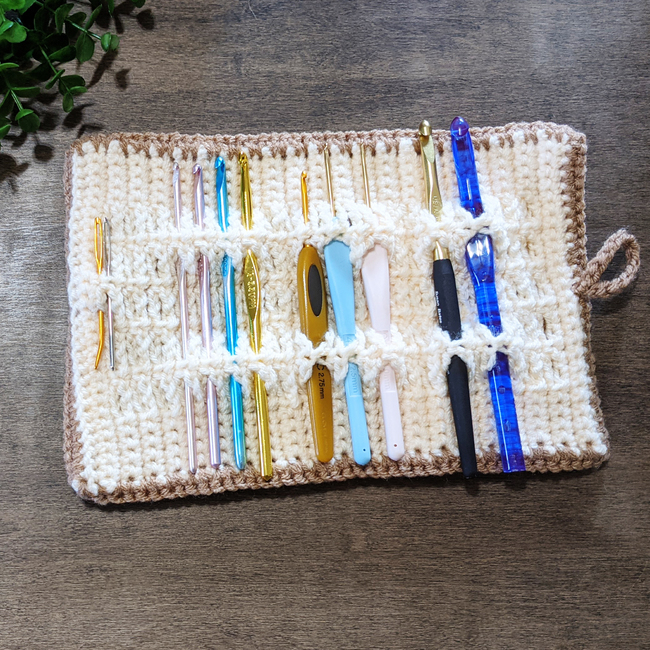 Sloth Crochet Hook Case: Crochet pattern
