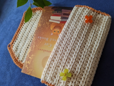 Adorable Free Crochet Book Sleeve Pattern - Blue Star Crochet