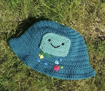 BMO Buckethat