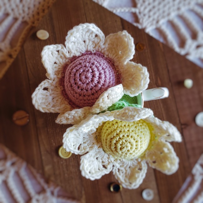 Easy Crochet Flower Rattle Pattern - A Crafty Concept