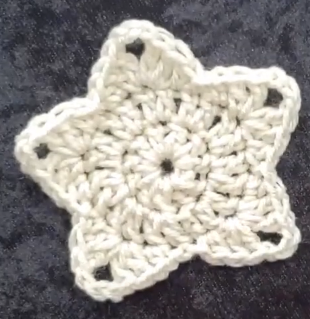 Star Motif: Crochet pattern | Ribblr