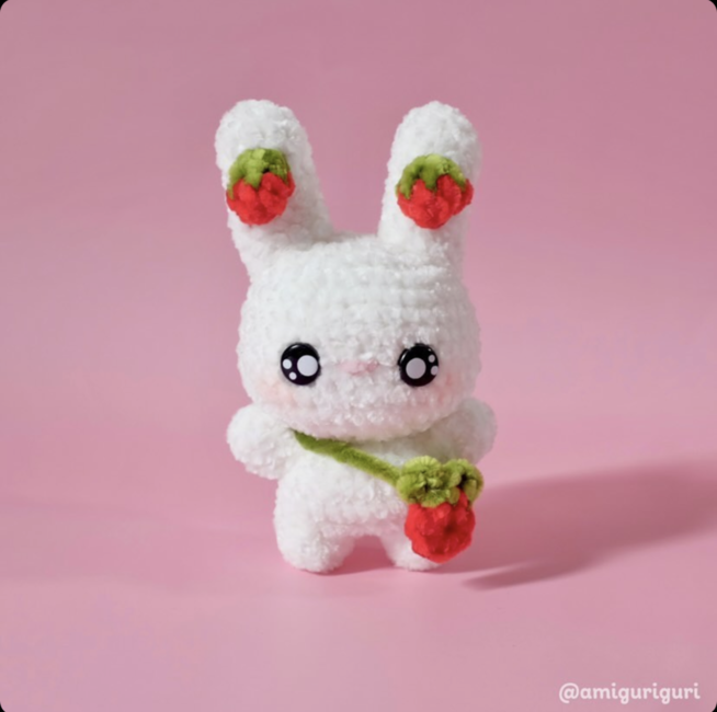 Strawberry bunny Crochet pattern Ribblr