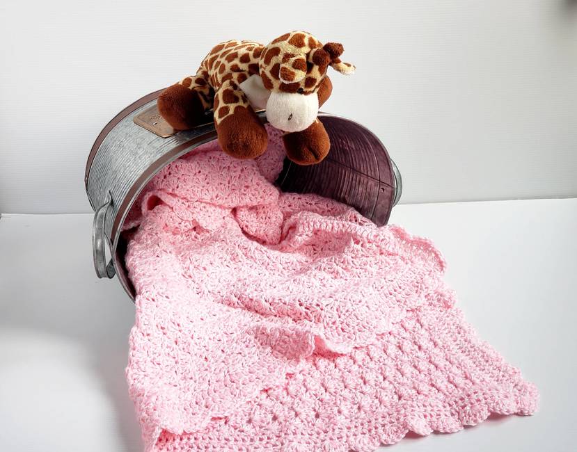 Pink Shell Stitch Baby Blanket: Crochet pattern