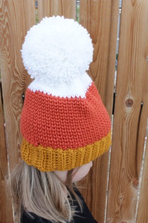 Candy corn loom knit hat  Loom knitting patterns, Loom knitting projects,  Loom knit hat