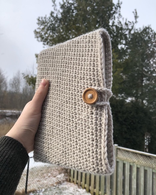 FREE The Megan Book sleeve Crochet pattern Ribblr