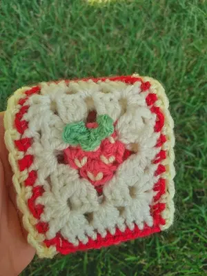 Strawberry Granny Square