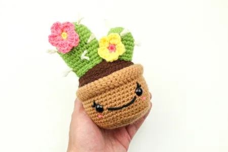 Crisp Cactus Amigurumi Pattern