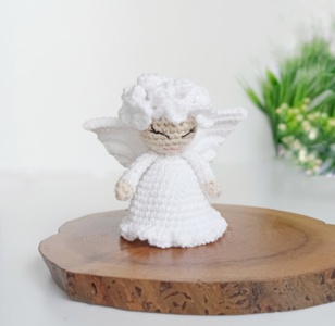 Crochet angel pattern