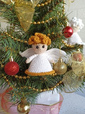 Crochet angel pattern