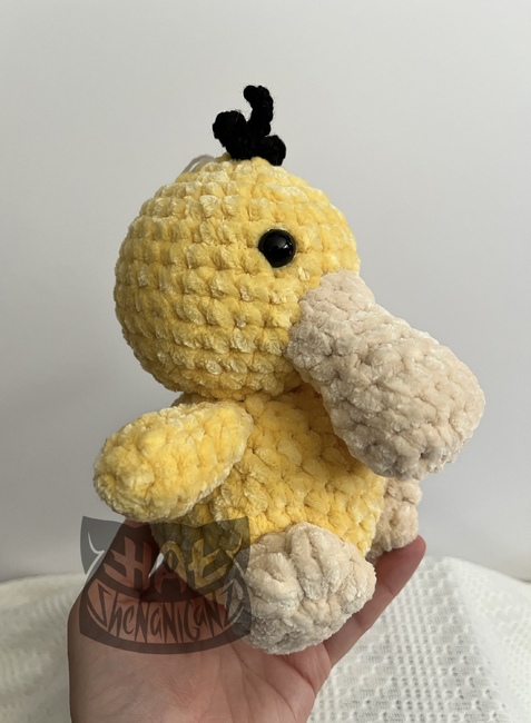 Cuddly Psyduck: Crochet pattern