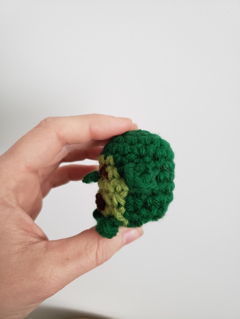 Avocado Penguin Mini Yarn: Crochet pattern